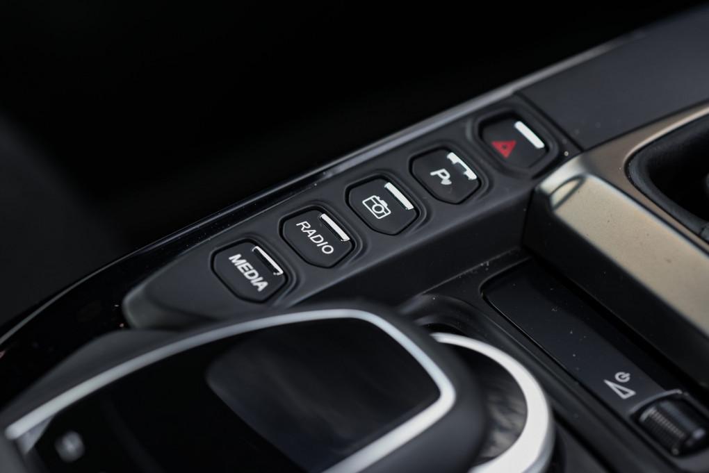 2021 Aston Martin Vantage