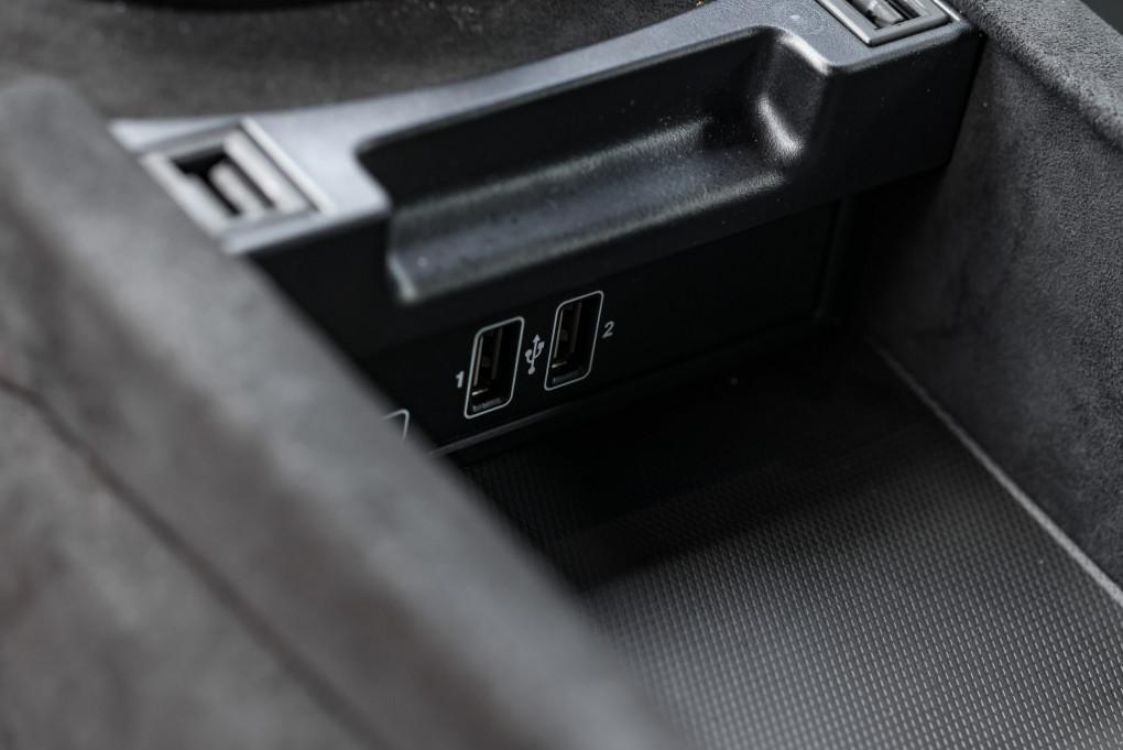 2021 Aston Martin Vantage