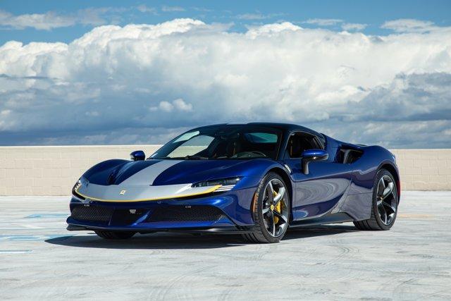 2023 Ferrari SF90 SPIDER 2023 Ferrari SF90 SPIDER