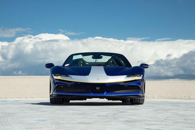 2023 Ferrari SF90 SPIDER 2023 Ferrari SF90 SPIDER