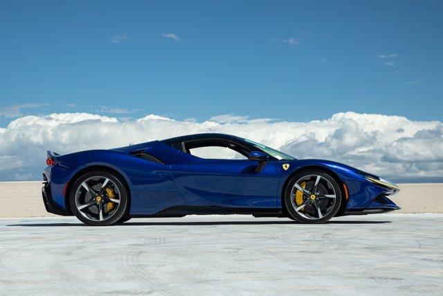 2023 Ferrari SF90 SPIDER 2023 Ferrari SF90 SPIDER