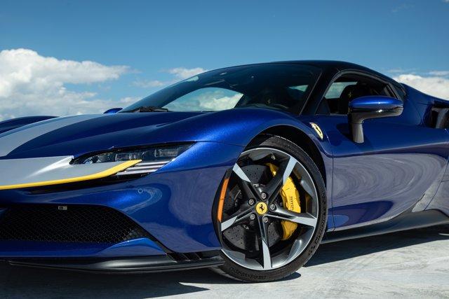 2023 Ferrari SF90 SPIDER 2023 Ferrari SF90 SPIDER