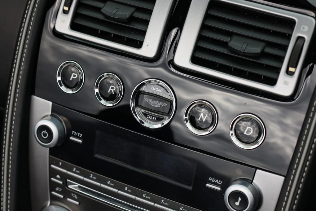 2015 Aston Martin DB9