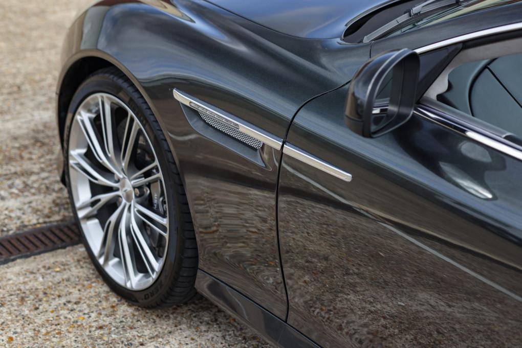 2015 Aston Martin DB9