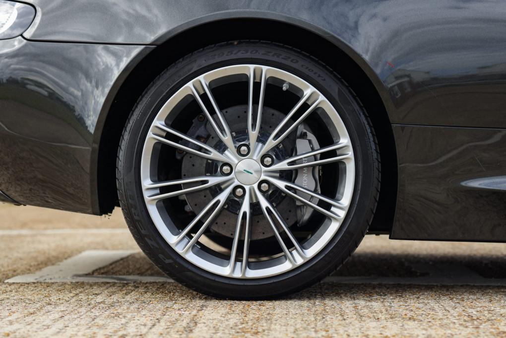 2015 Aston Martin DB9