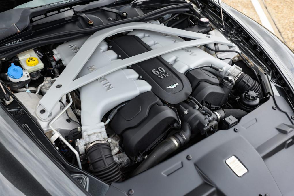 2015 Aston Martin DB9