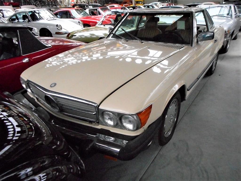 1987 Mercedes - Benz 560 SL Creme