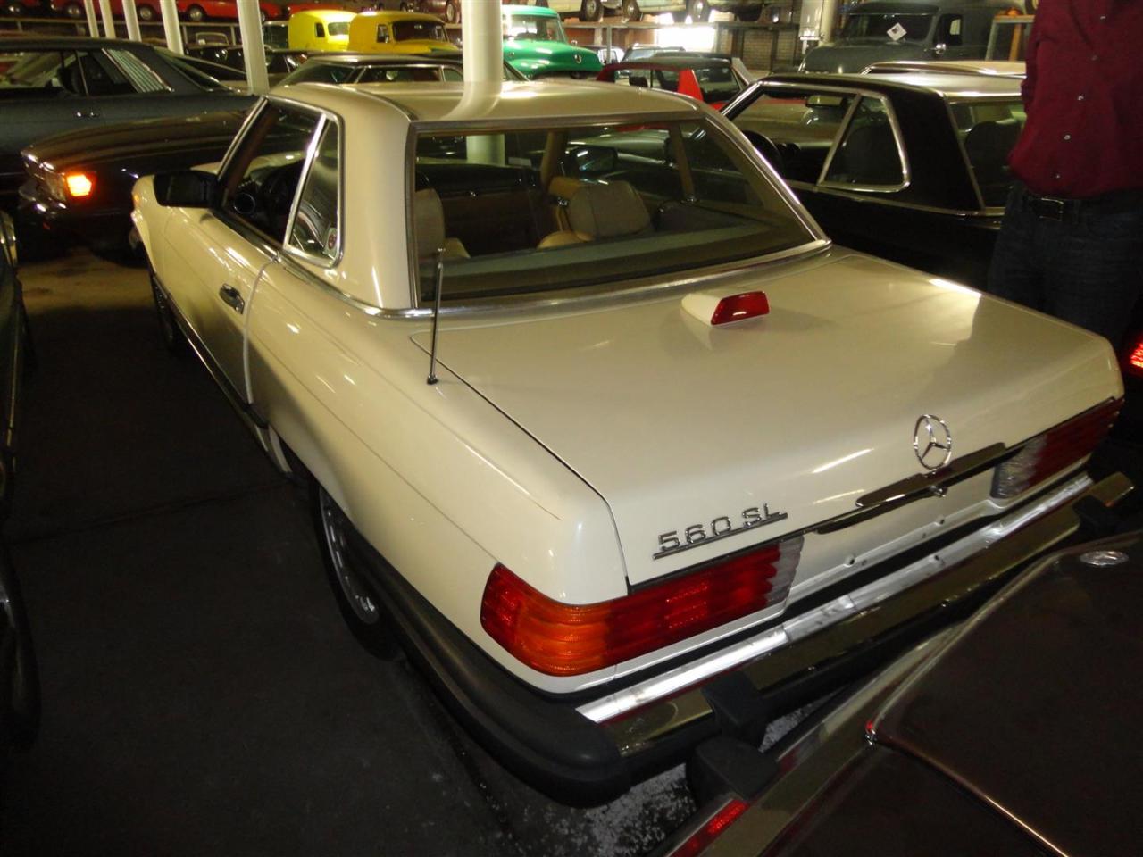 1987 Mercedes - Benz 560 SL Creme