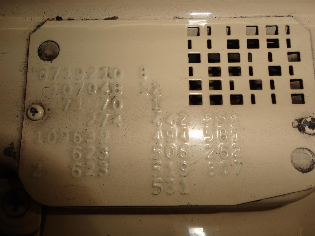 1987 Mercedes - Benz 560 SL Creme