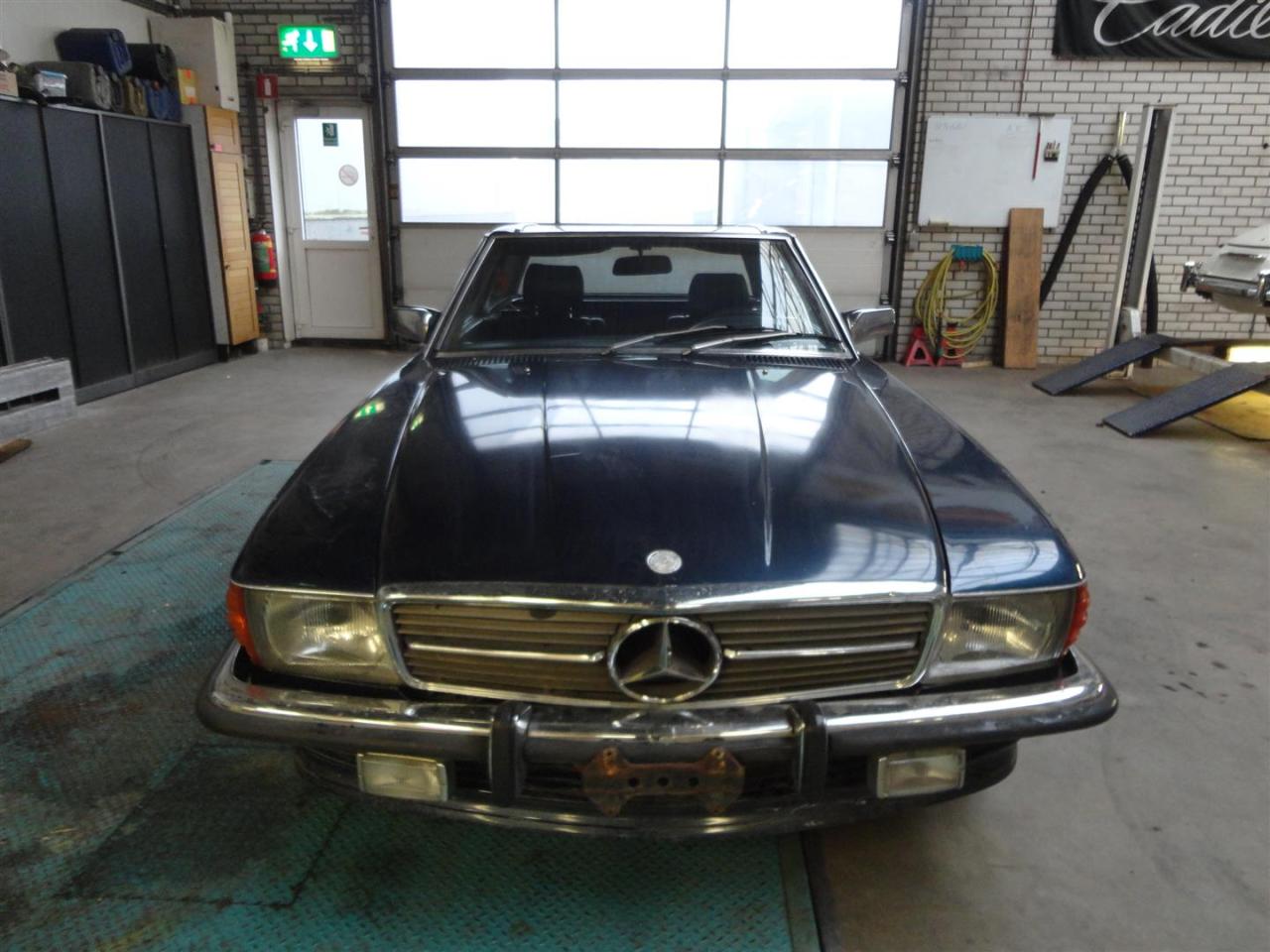 1982 Mercedes - Benz 380SL blue