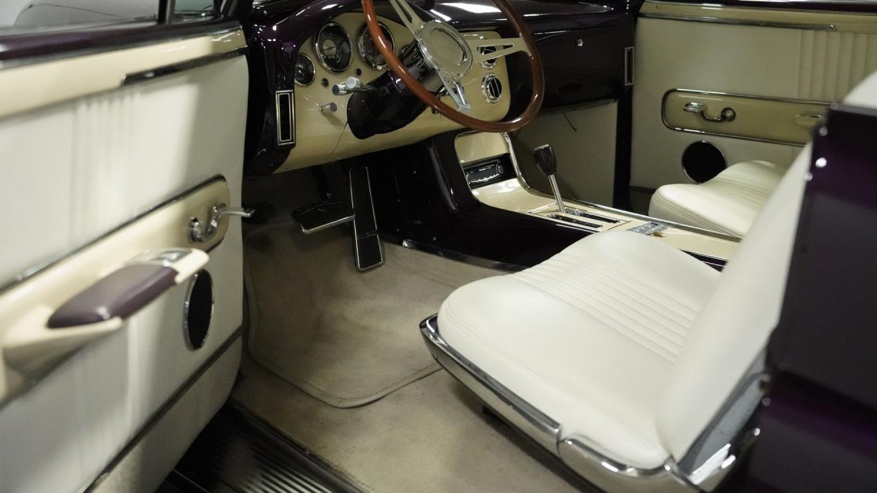 1948 Oldsmobile 66 Custom