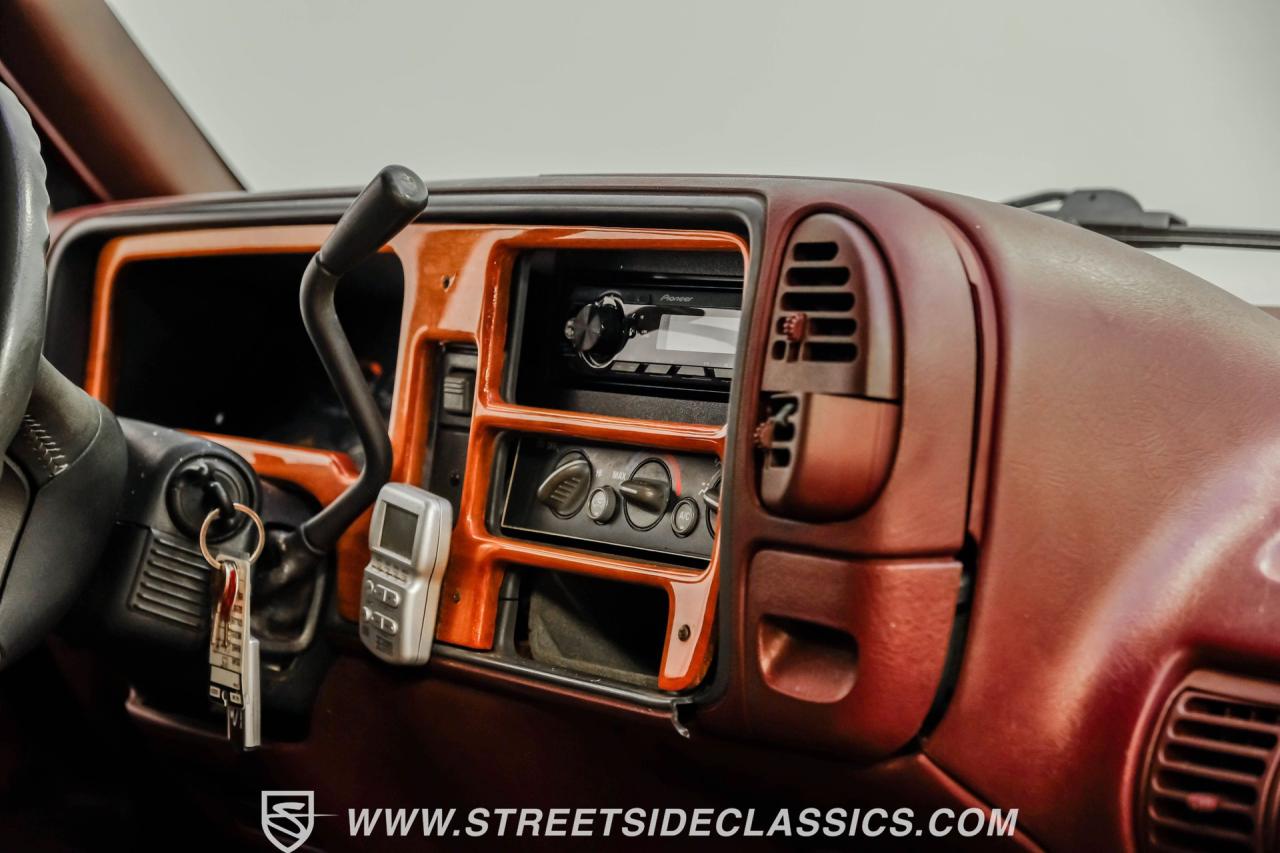 1995 Chevrolet C1500 Silverado Regency Conversion