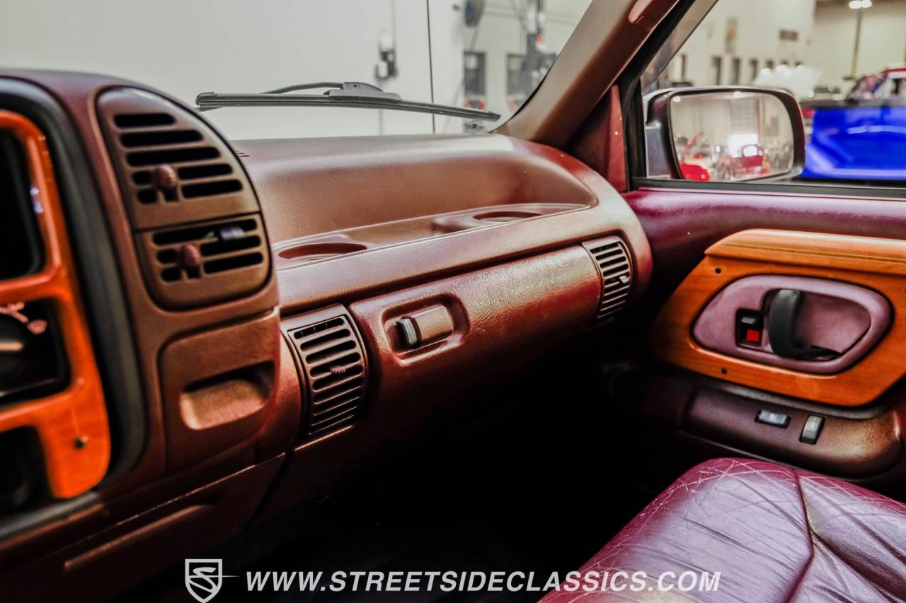 1995 Chevrolet C1500 Silverado Regency Conversion