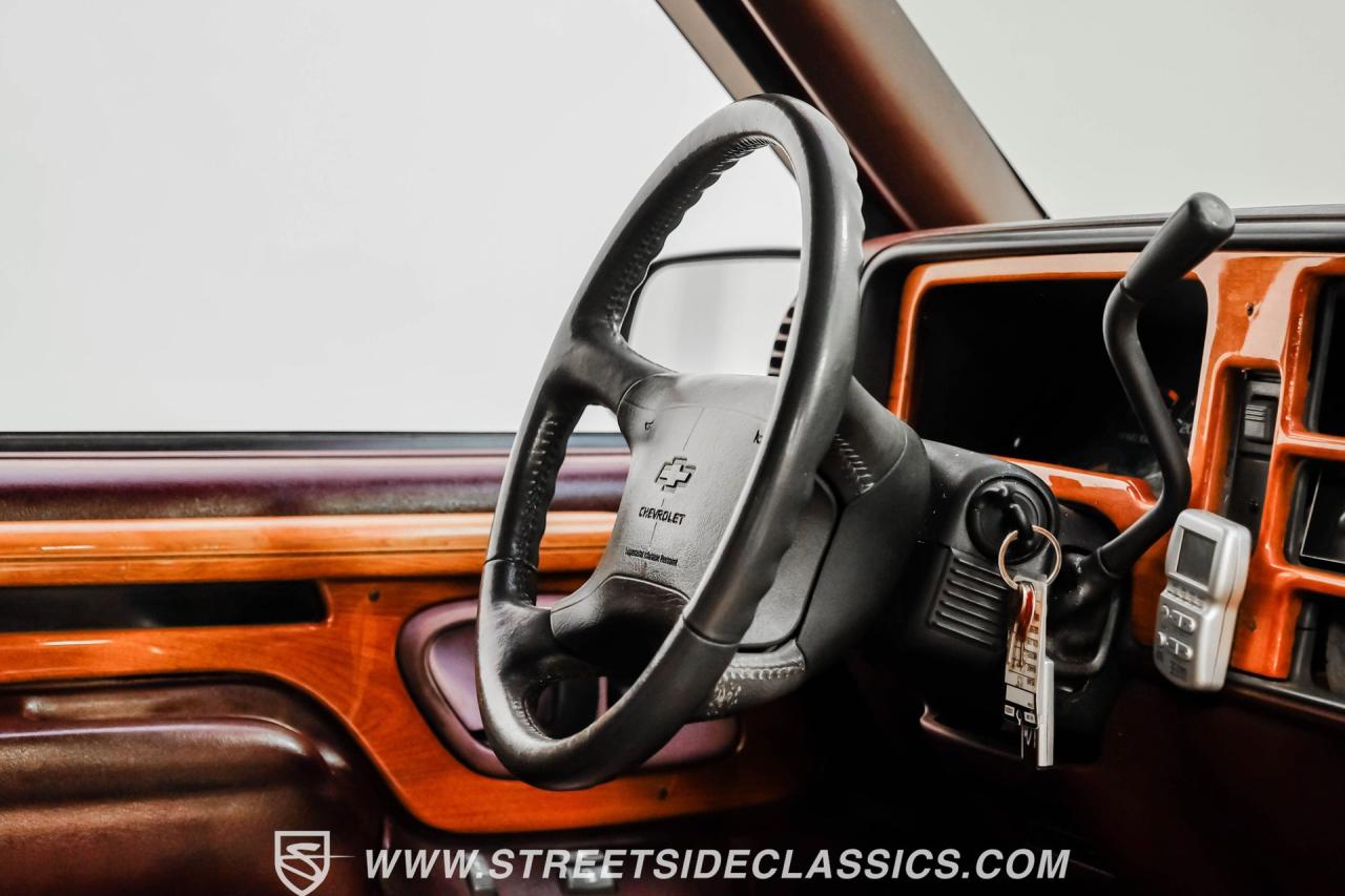 1995 Chevrolet C1500 Silverado Regency Conversion