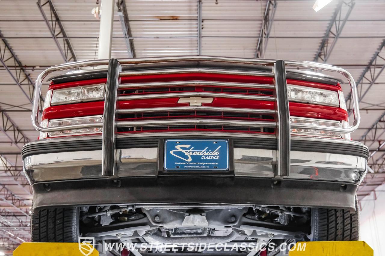 1995 Chevrolet C1500 Silverado Regency Conversion