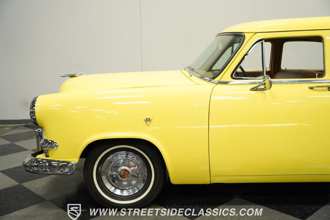 1953 Ford Mainline Fordor