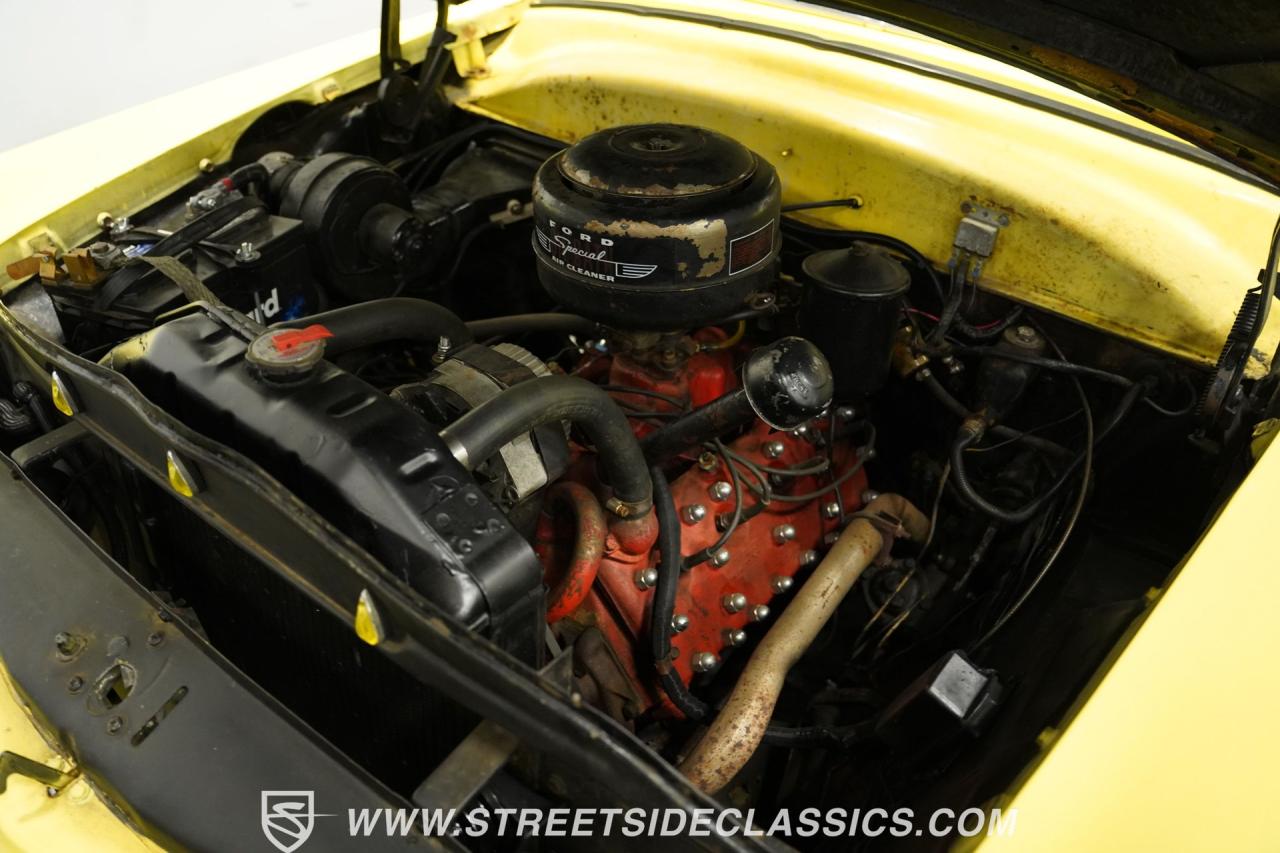 1953 Ford Mainline Fordor