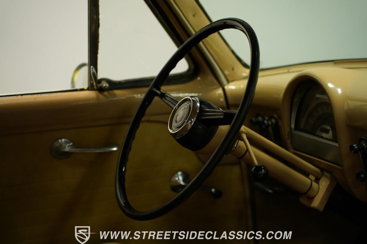 1953 Ford Mainline Fordor