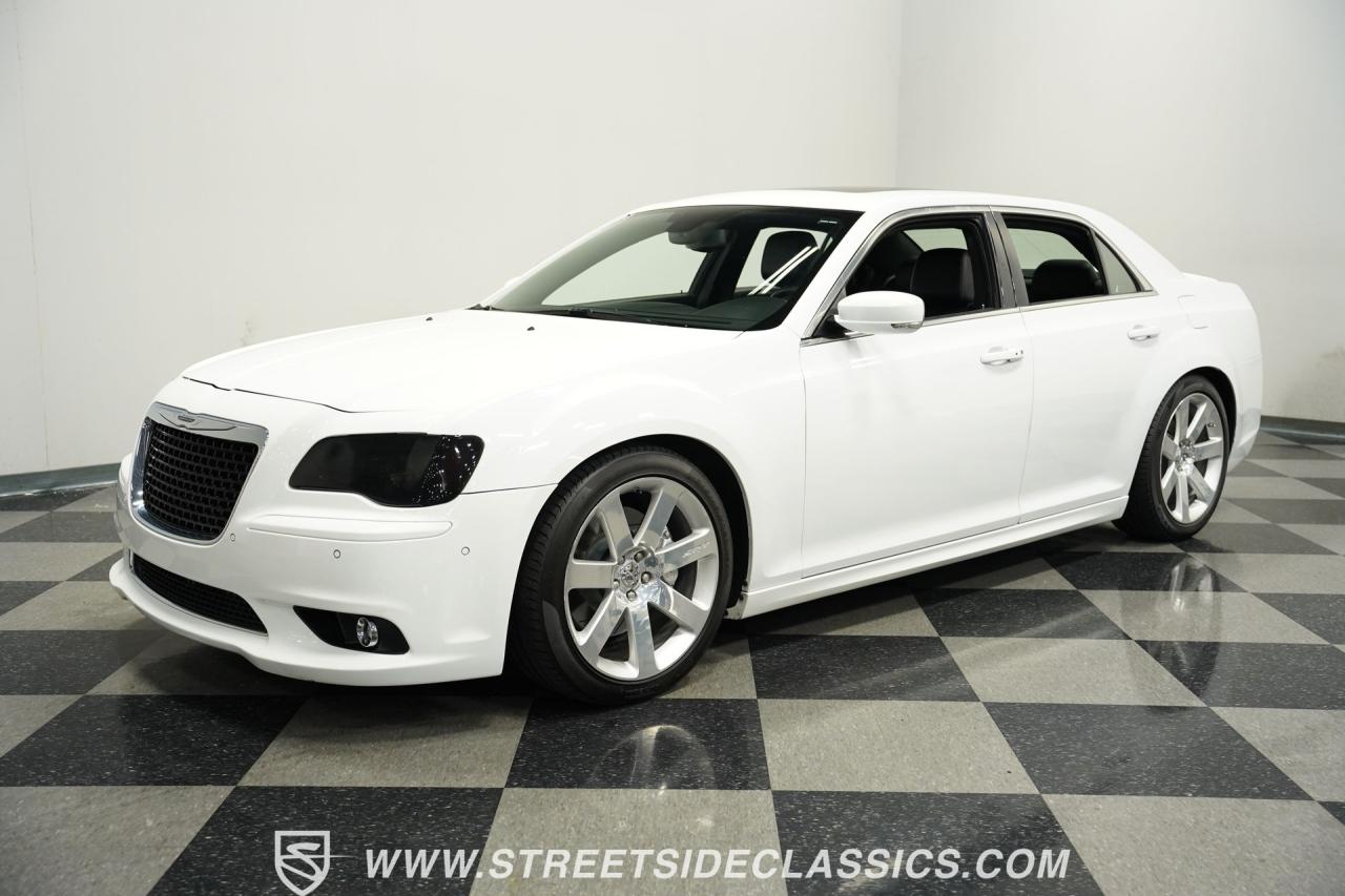 2012 Chrysler 300 SRT-8