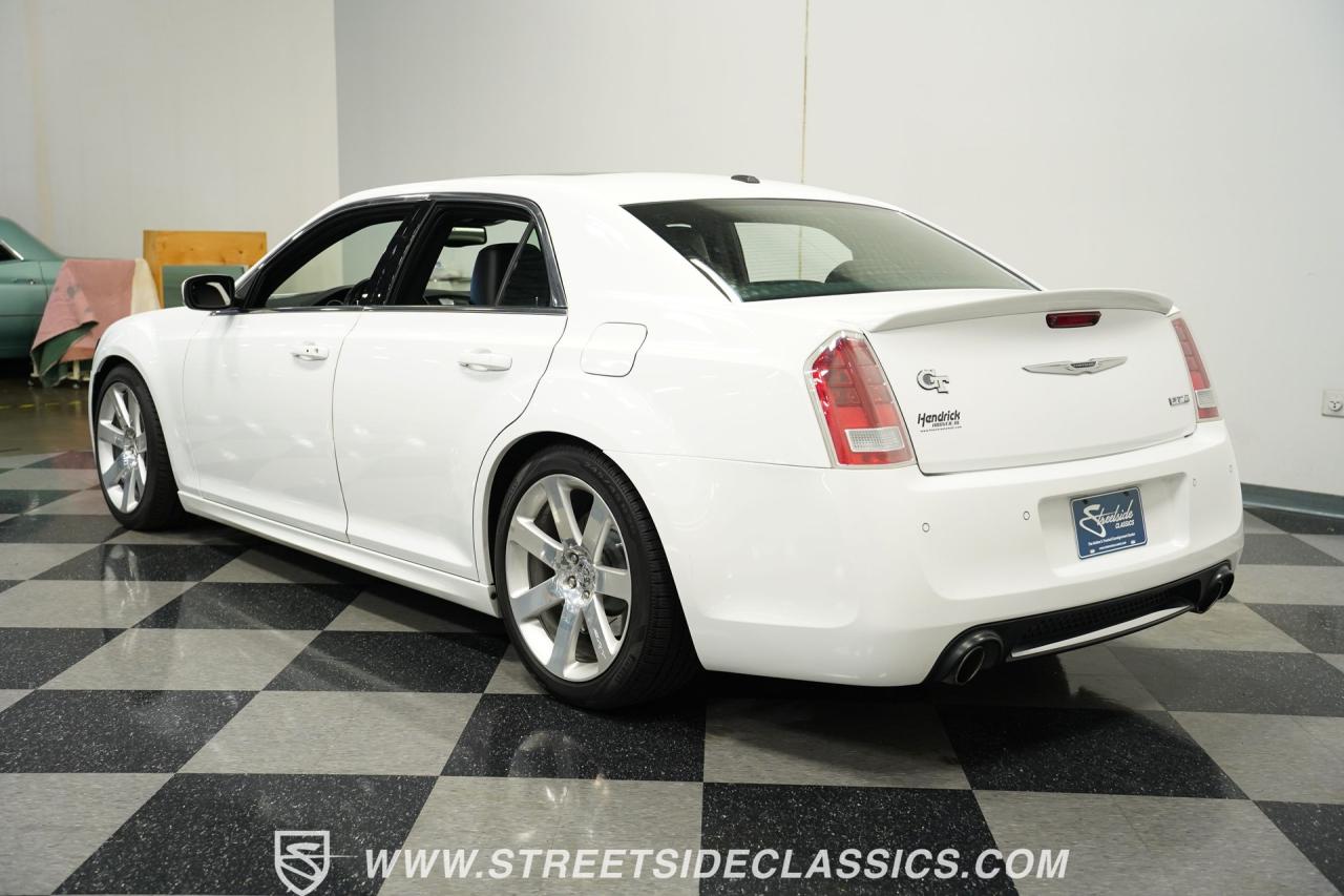 2012 Chrysler 300 SRT-8