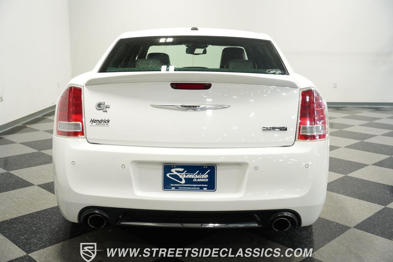 2012 Chrysler 300 SRT-8