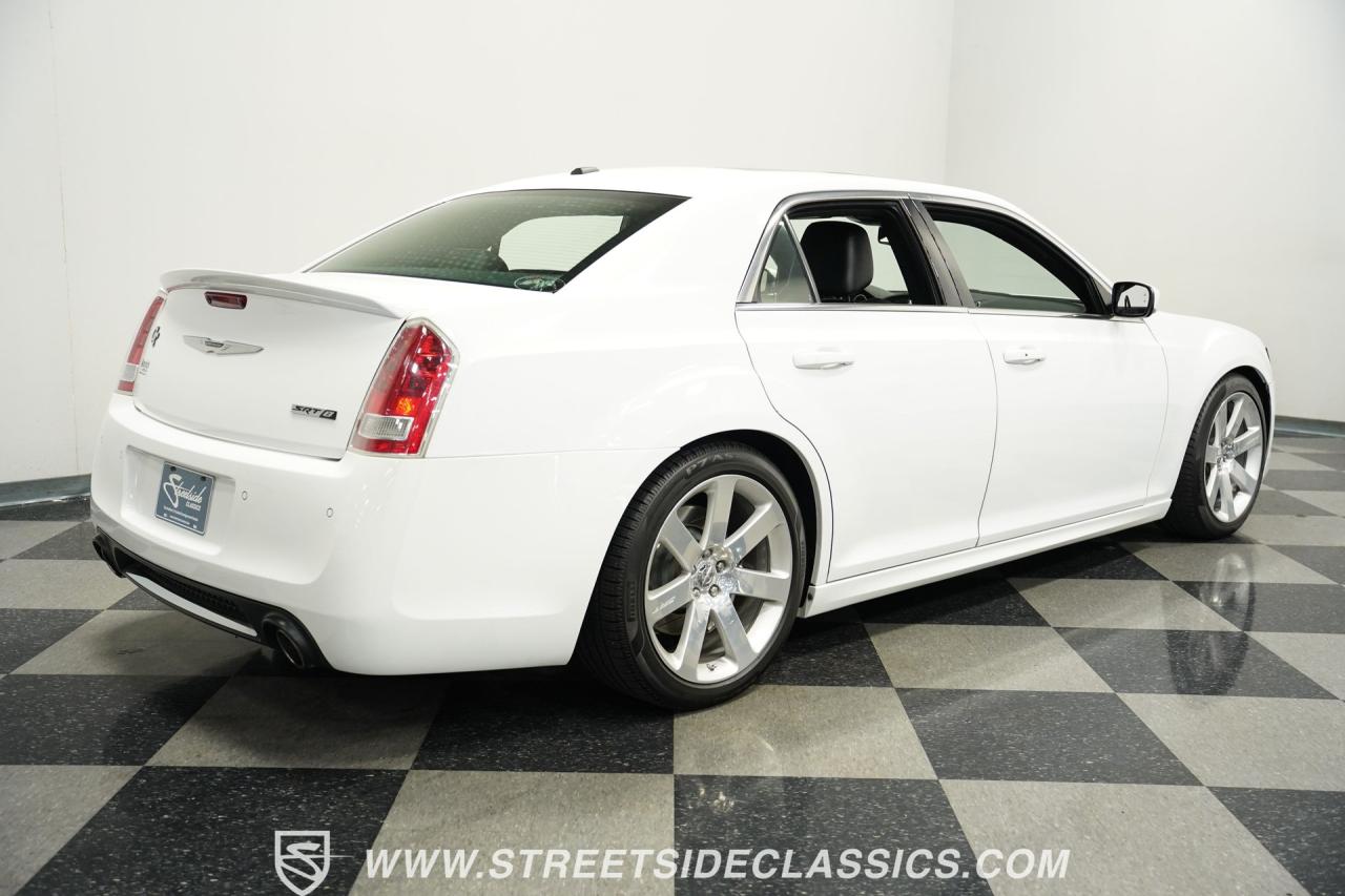 2012 Chrysler 300 SRT-8