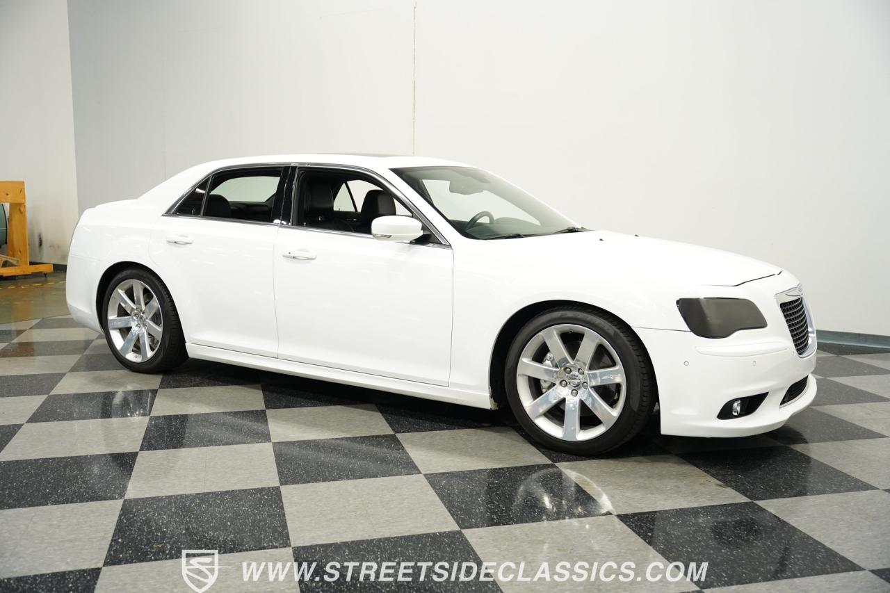 2012 Chrysler 300 SRT-8