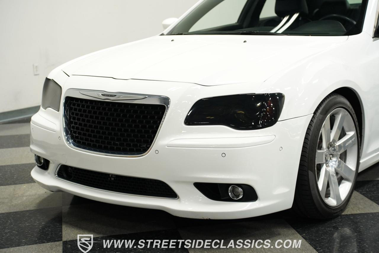 2012 Chrysler 300 SRT-8