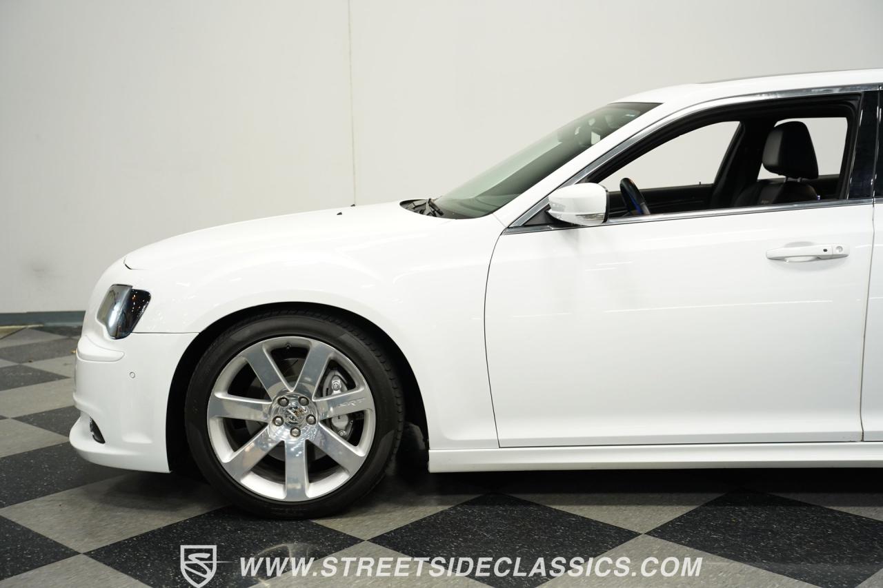 2012 Chrysler 300 SRT-8