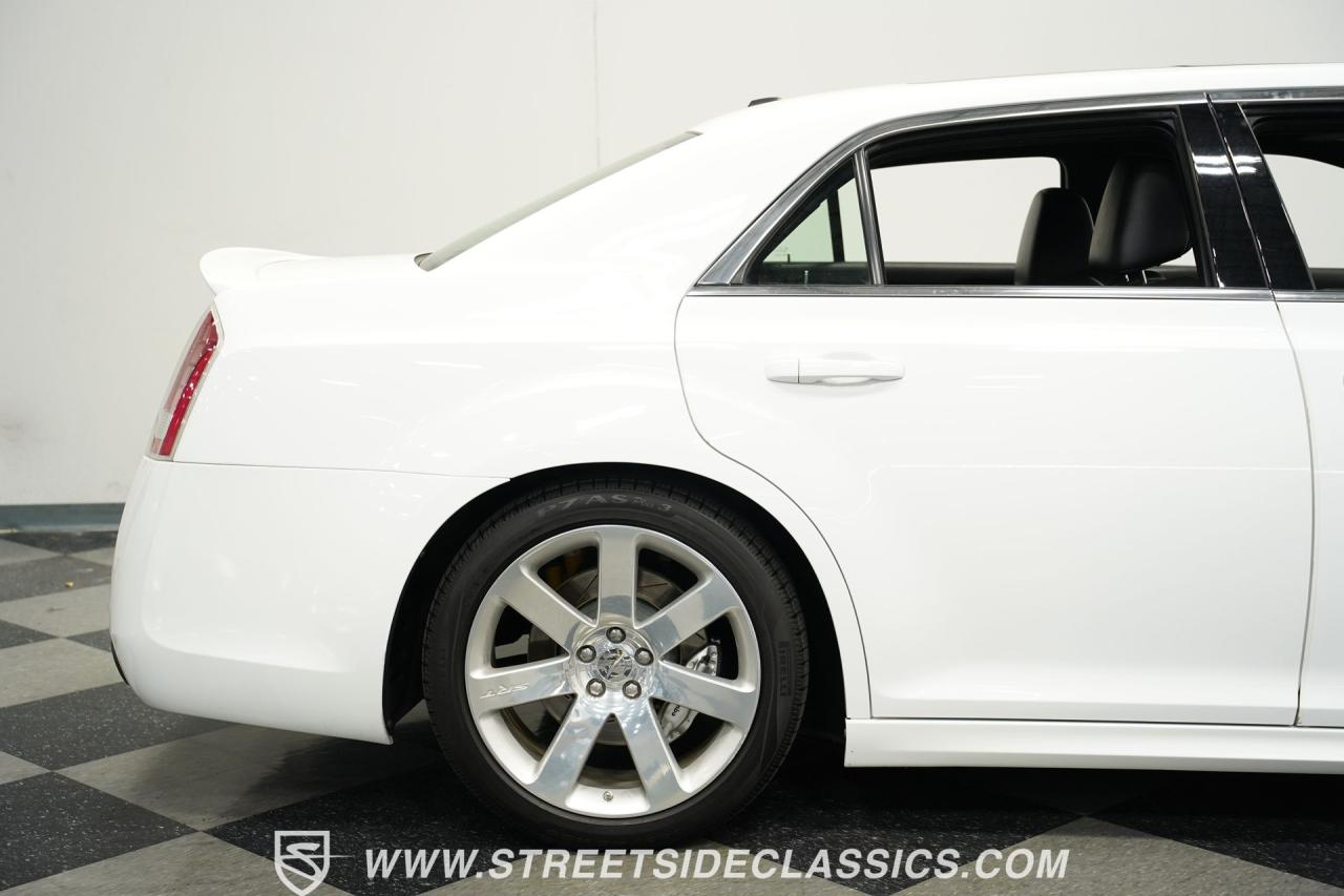 2012 Chrysler 300 SRT-8