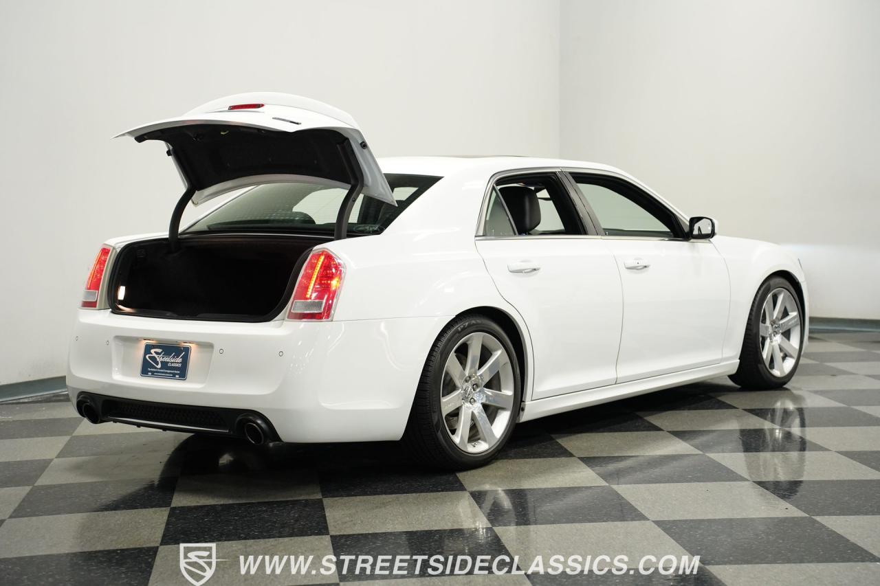 2012 Chrysler 300 SRT-8