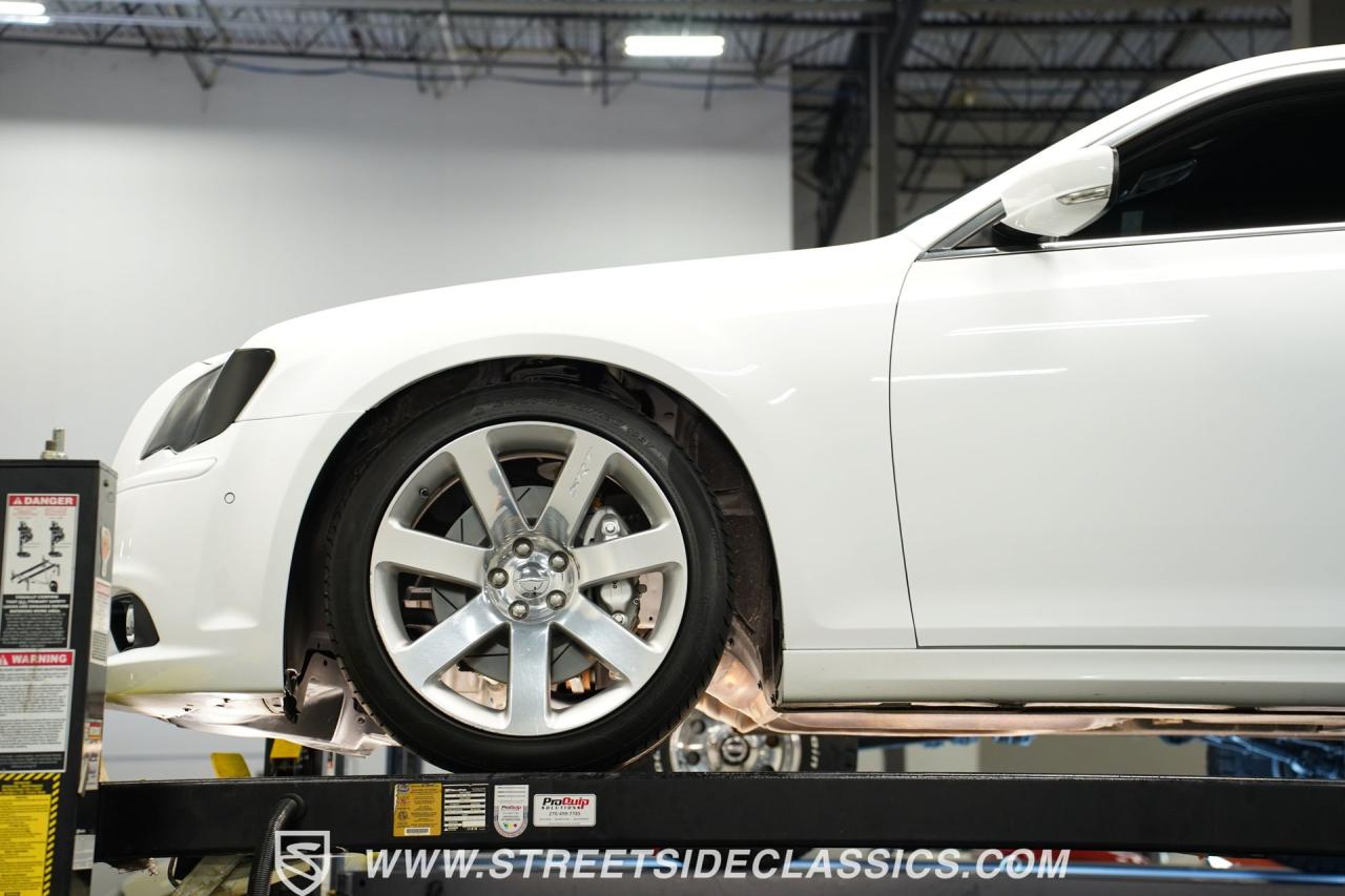 2012 Chrysler 300 SRT-8