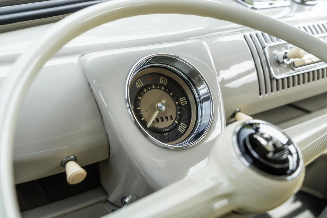 1958 Volkswagen TYPE 2 23