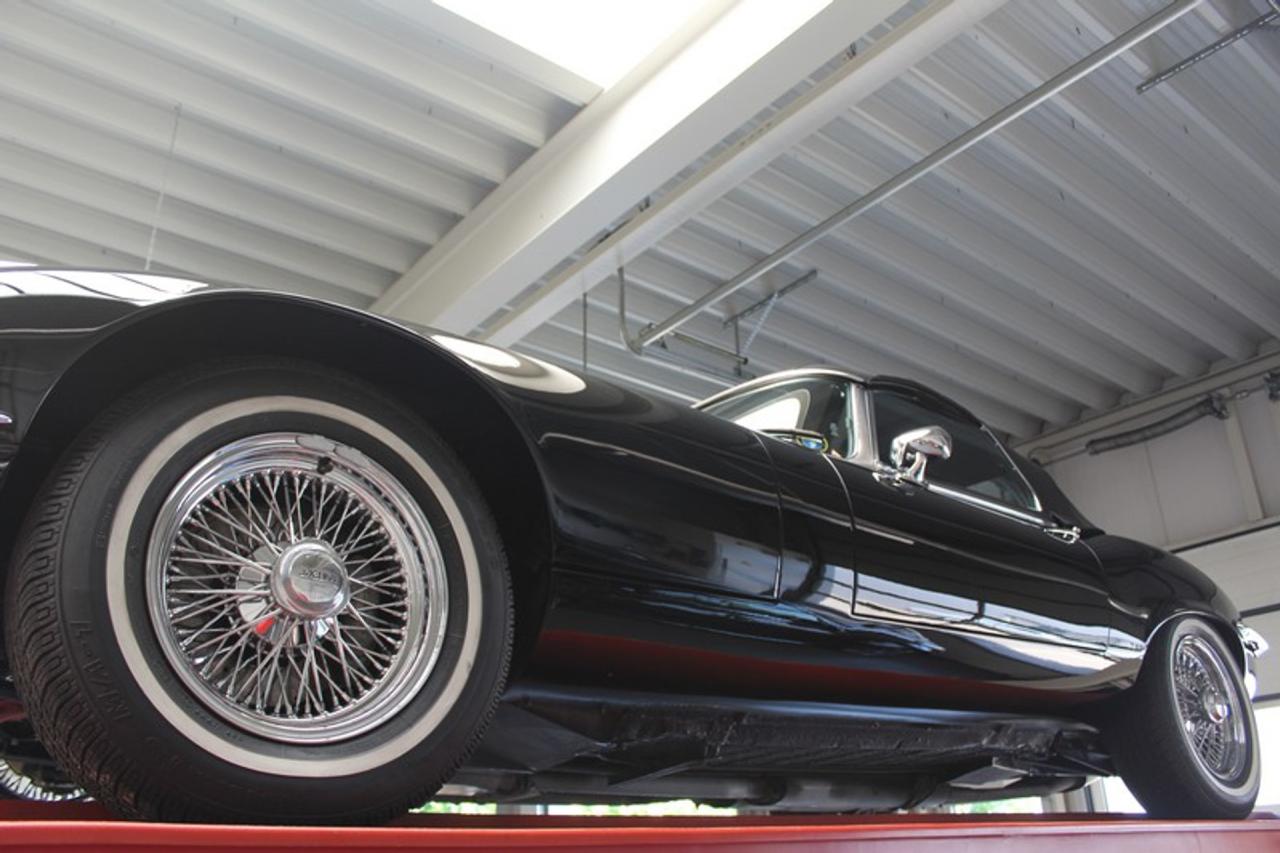 1974 Jaguar E-Type V12 Roadster &ldquo;Manual gearbox&rdquo;