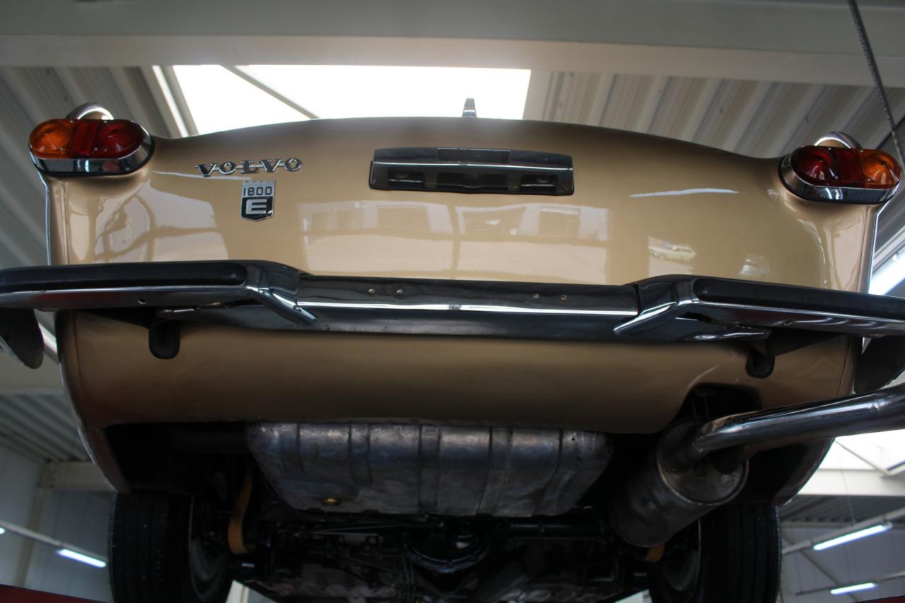 1972 Volvo P1800E Overdrive