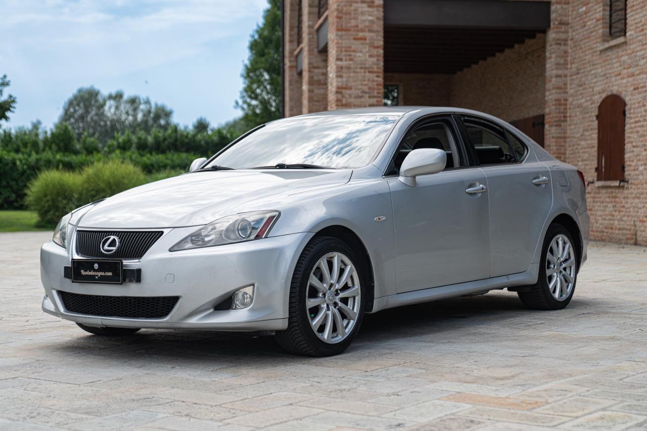 2006 Lexus IS 220 D