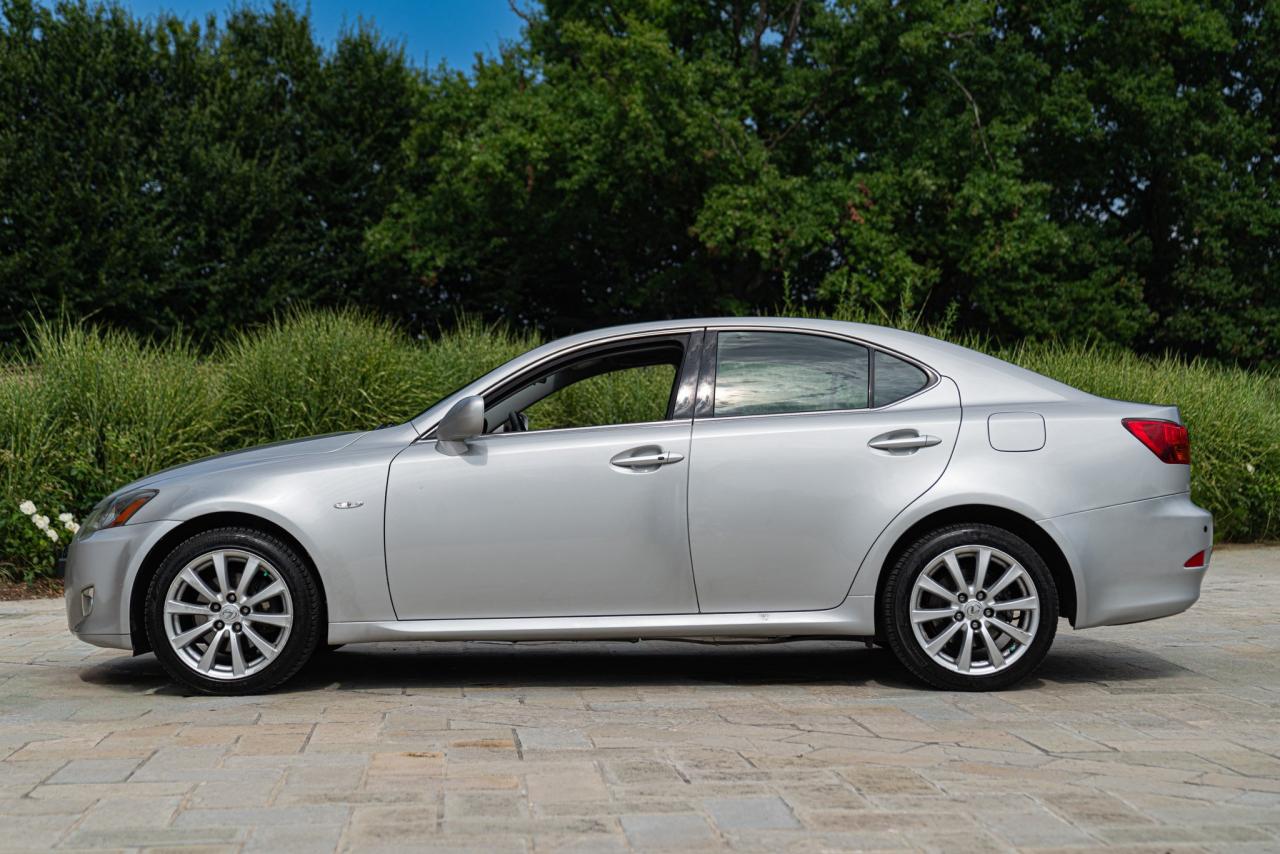 2006 Lexus IS 220 D
