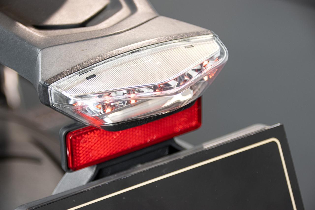 2019 BMW R NINE T SCRAMBLER