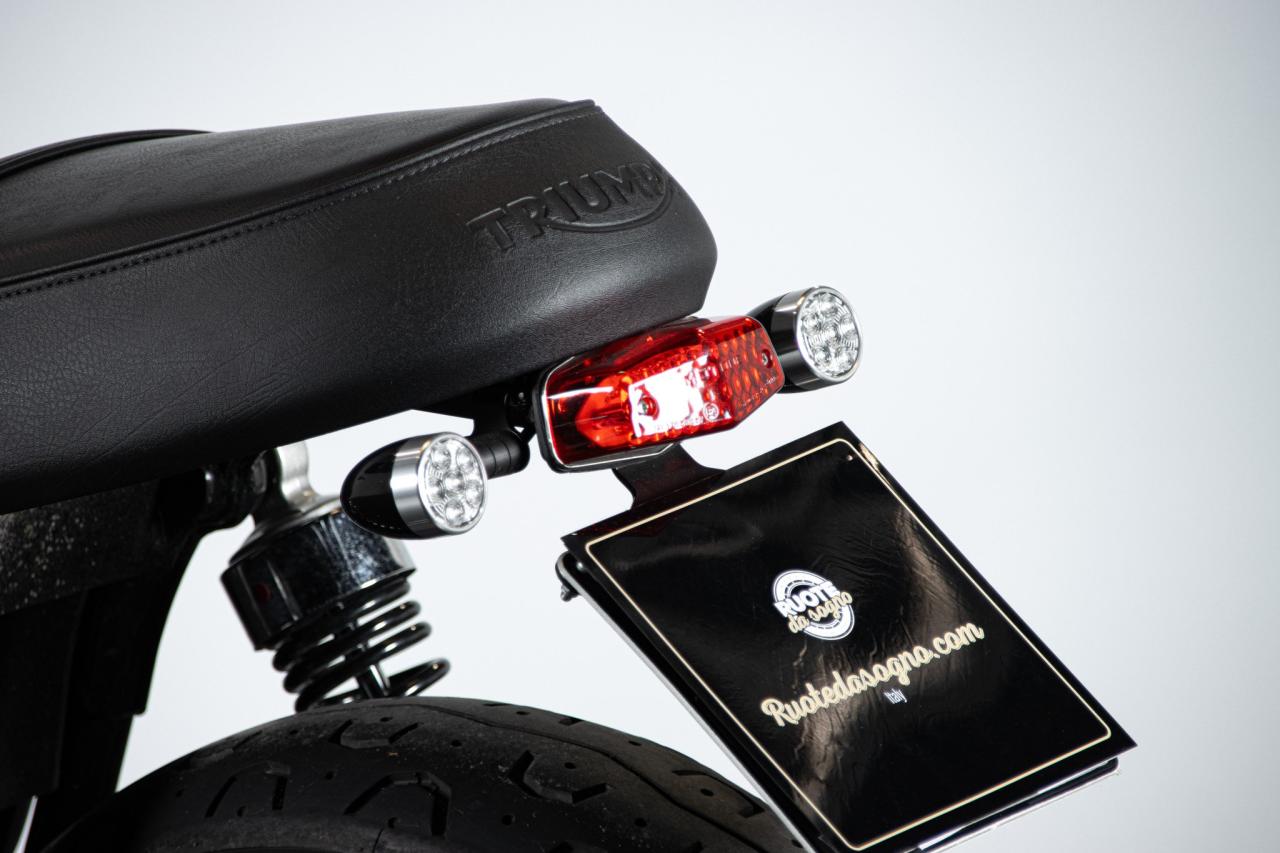 2017 Triumph BONNEVILLE T100 BLACK