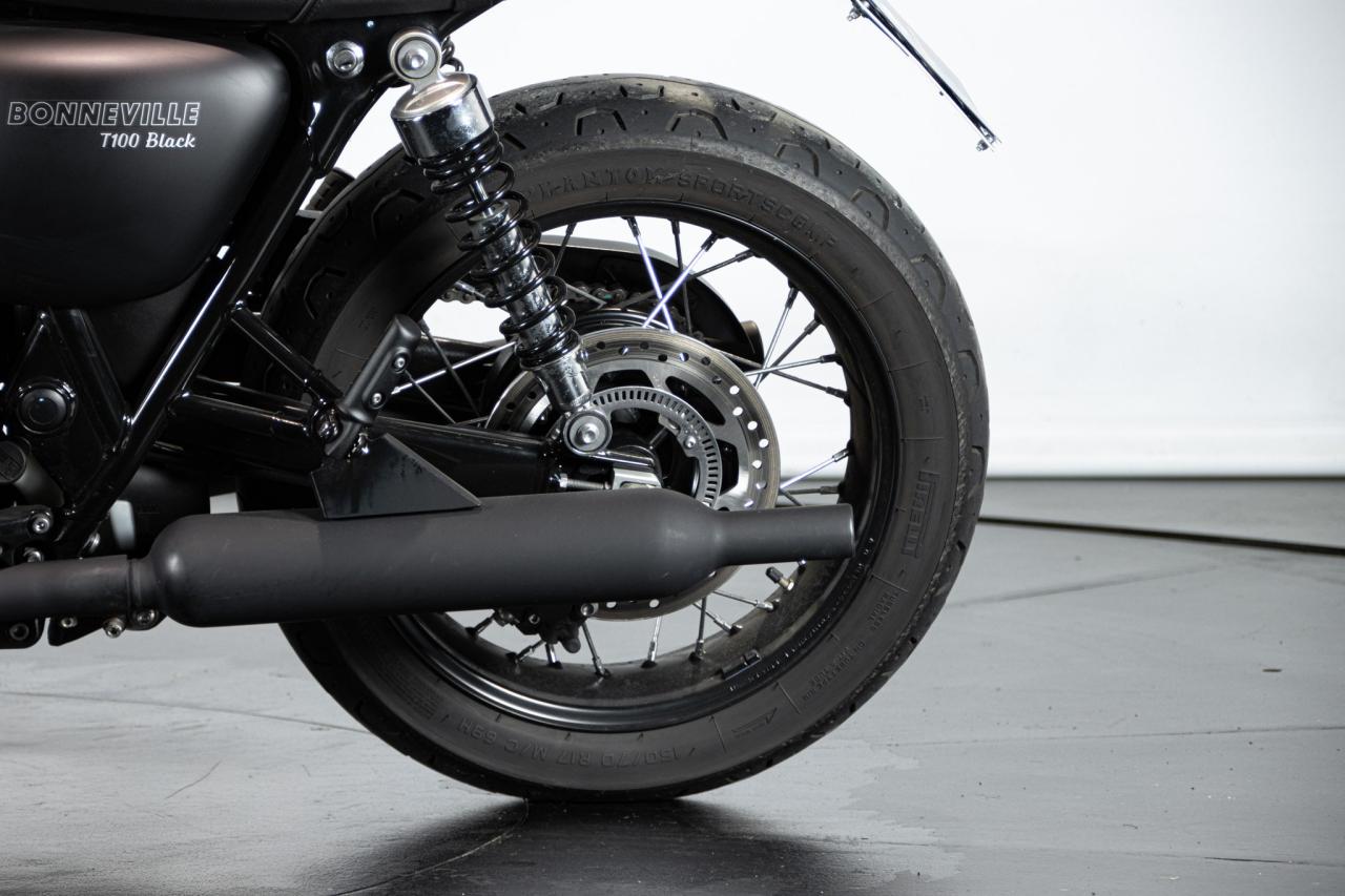 2017 Triumph BONNEVILLE T100 BLACK