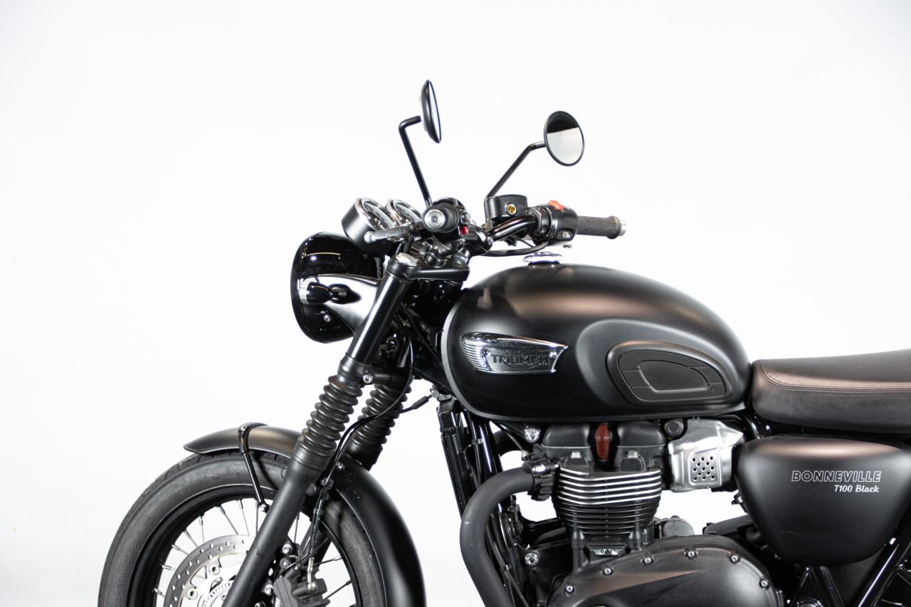 2017 Triumph BONNEVILLE T100 BLACK