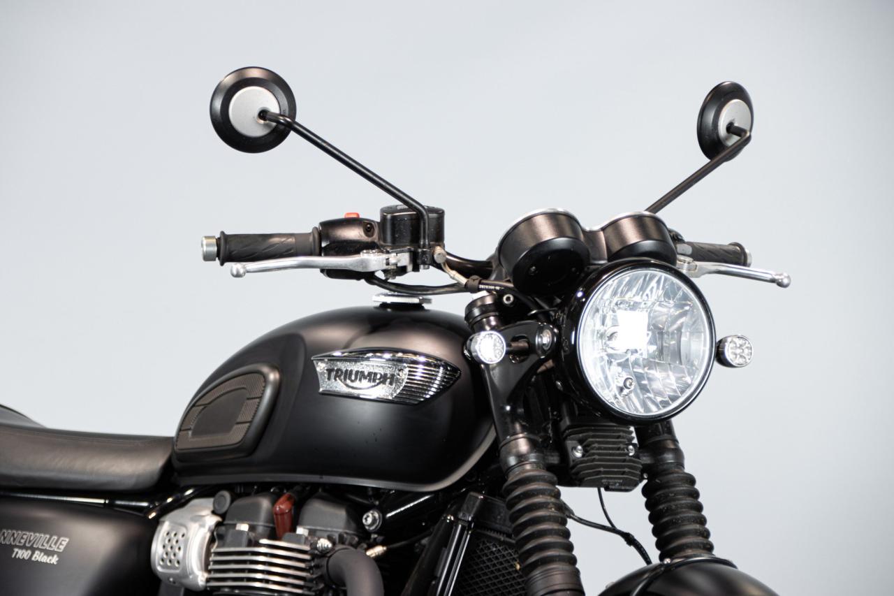 2017 Triumph BONNEVILLE T100 BLACK
