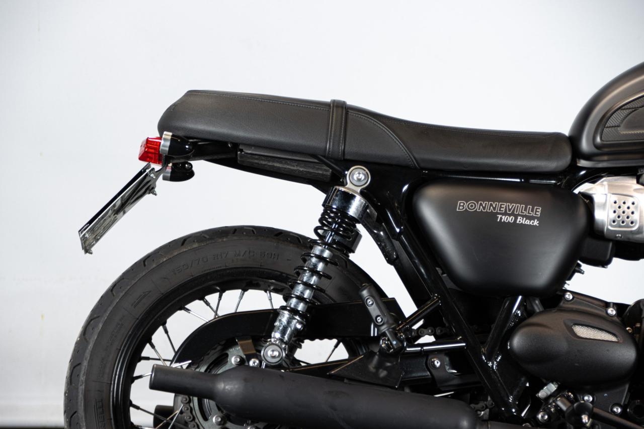 2017 Triumph BONNEVILLE T100 BLACK