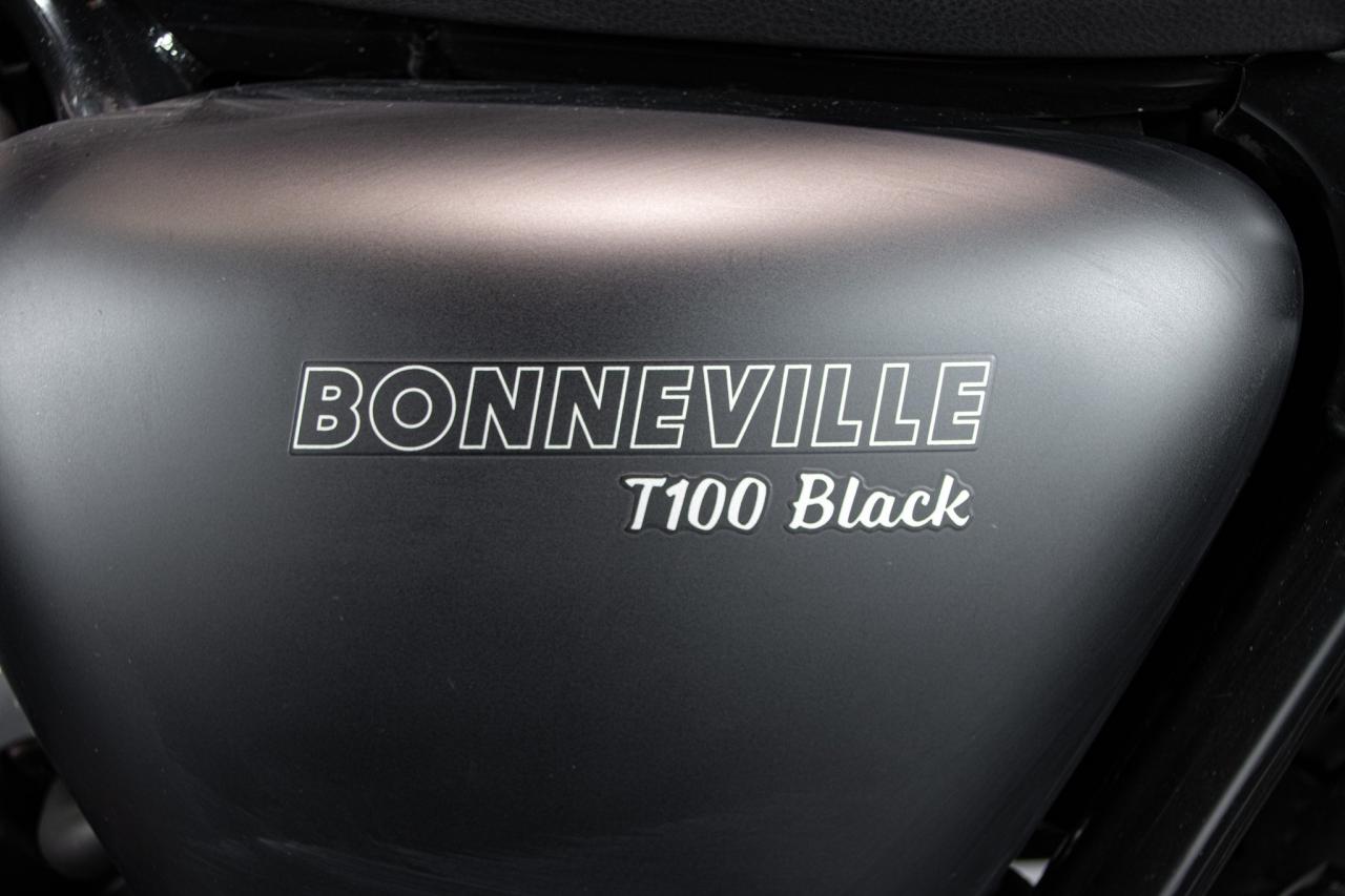 2017 Triumph BONNEVILLE T100 BLACK