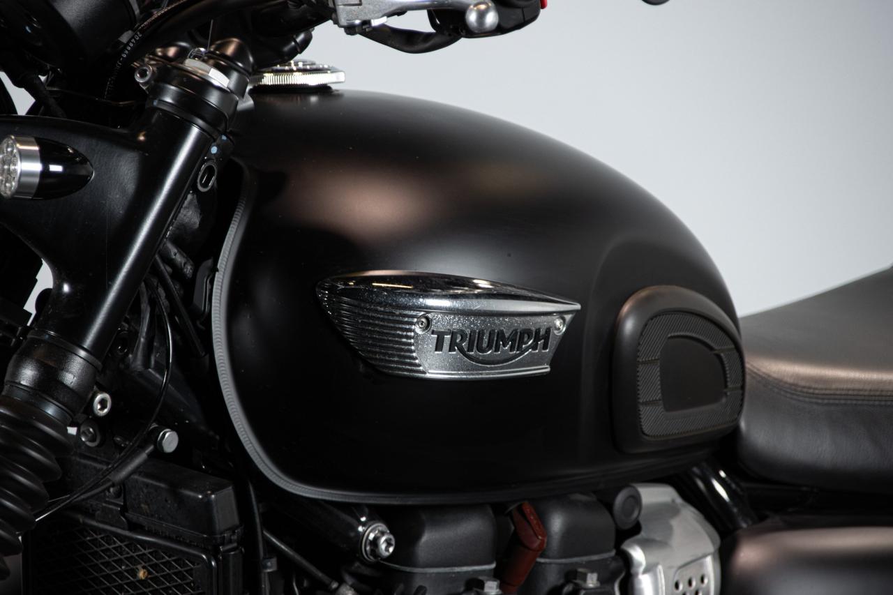 2017 Triumph BONNEVILLE T100 BLACK