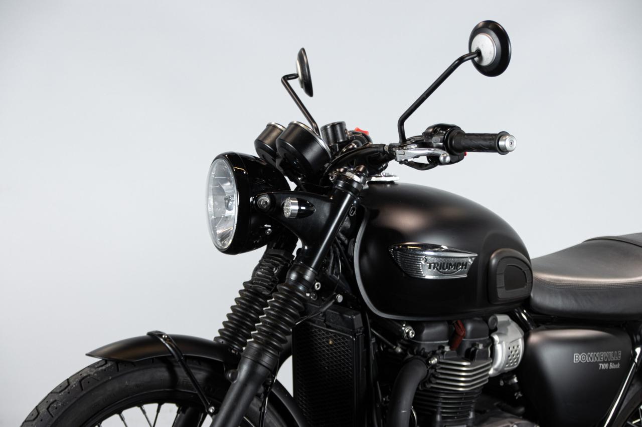 2017 Triumph BONNEVILLE T100 BLACK