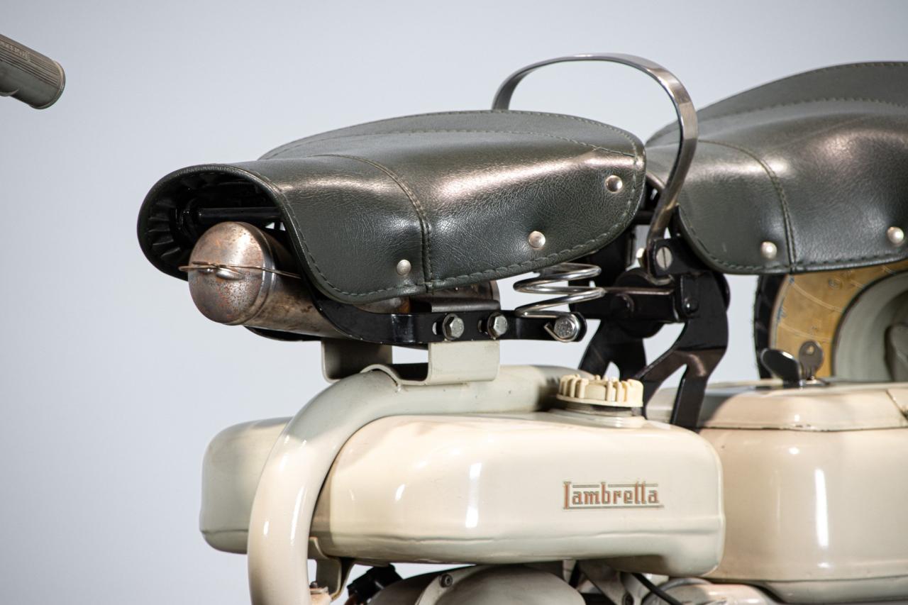 1956 Innocenti LAMBRETTA 150 D