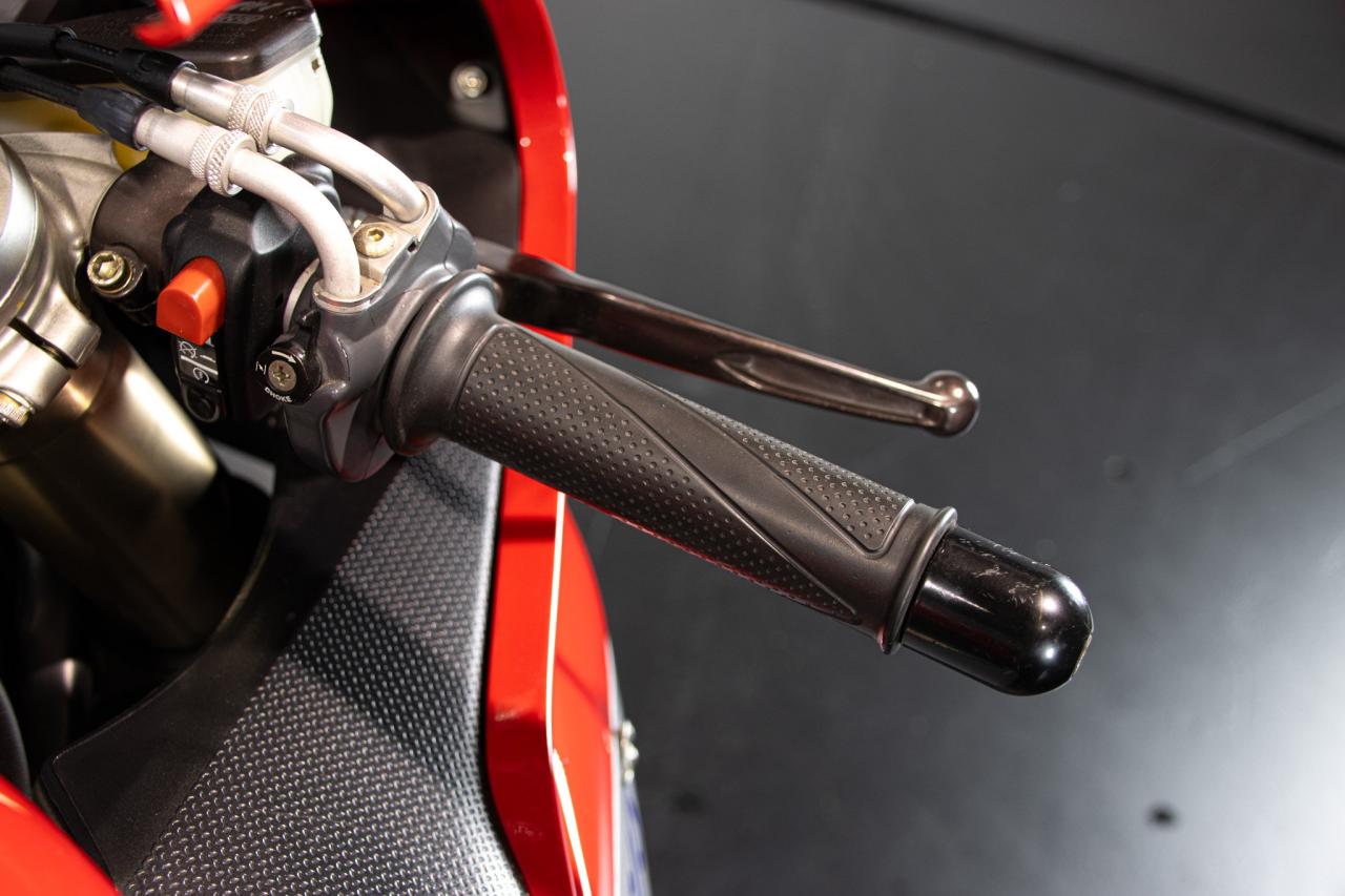 2004 MV Agusta F4 1000