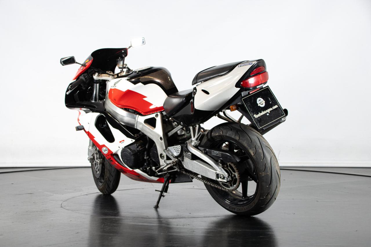 1999 Honda CBR 900