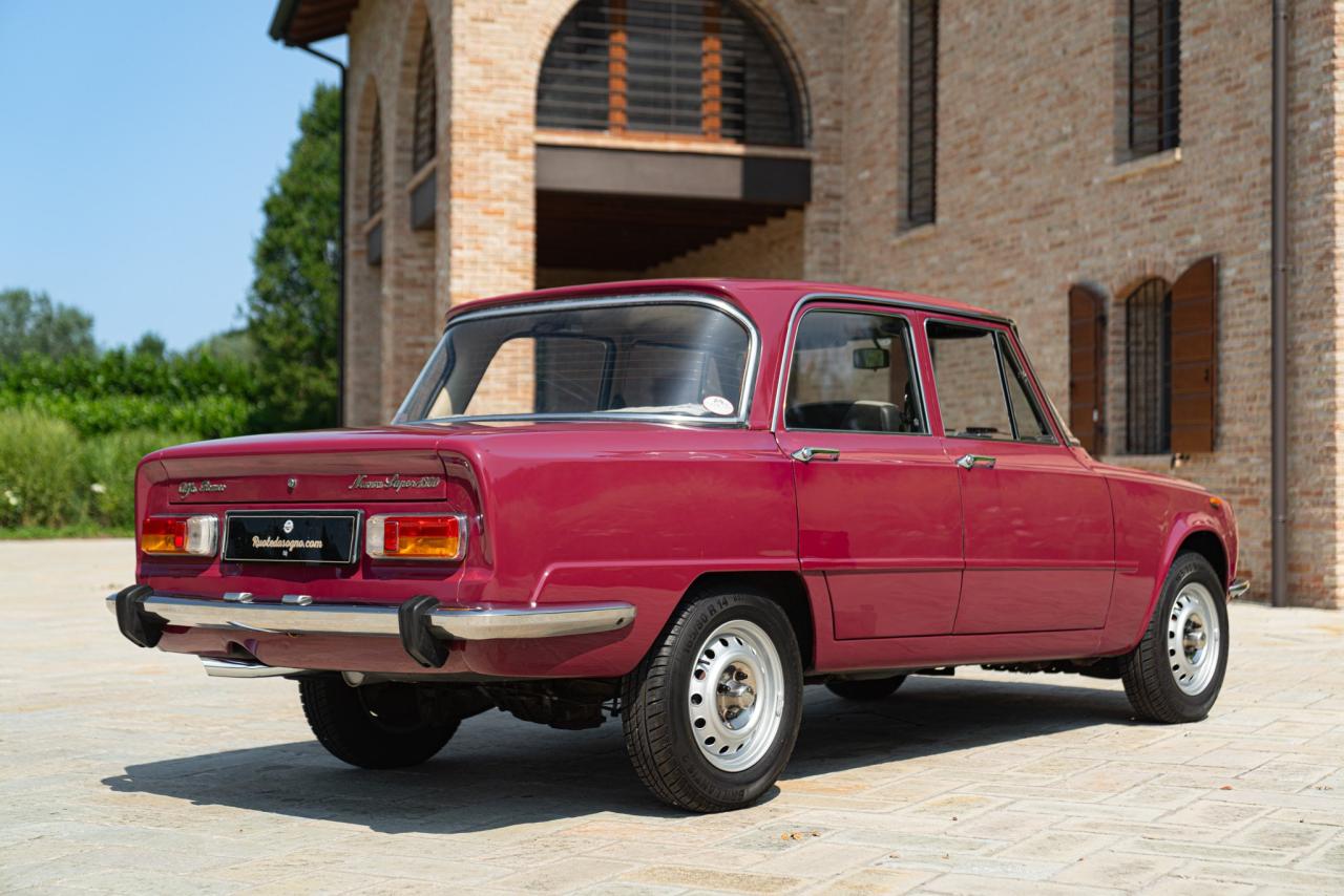 1974 Alfa Romeo GIULIA NUOVA SUPER 1300